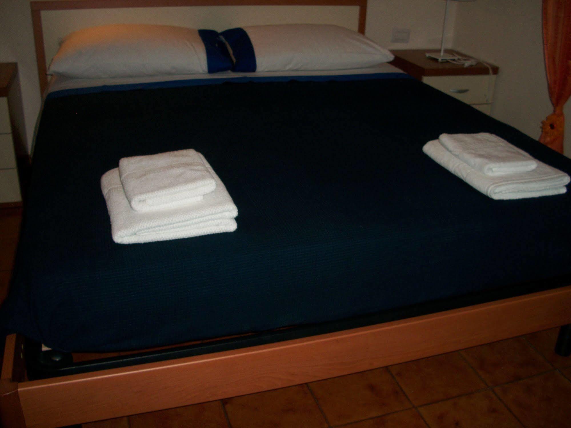 Bed and Breakfast Marcelina Рим Екстер'єр фото